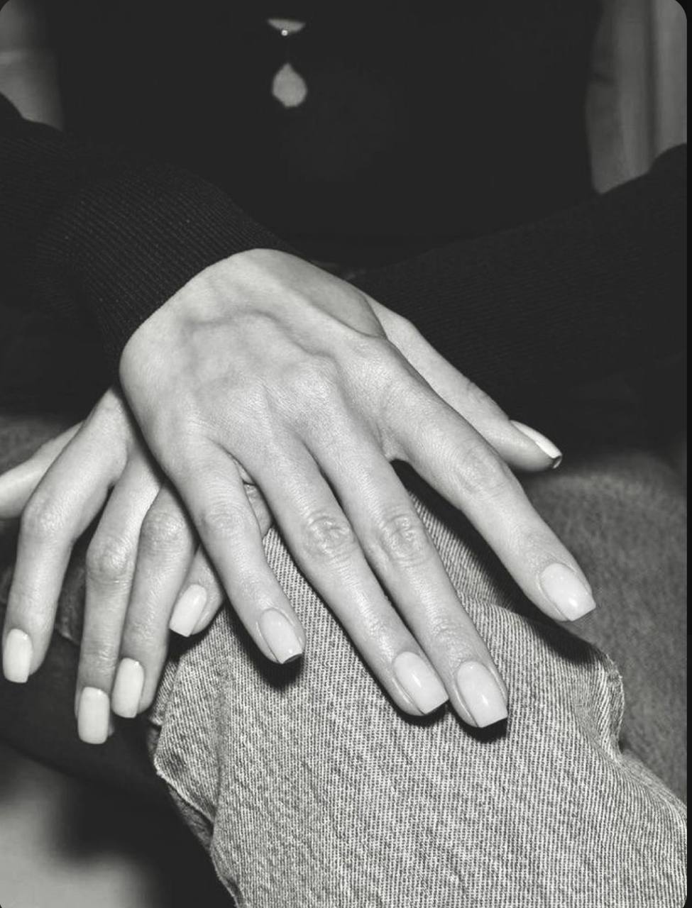 Робота майстра манікюру 4