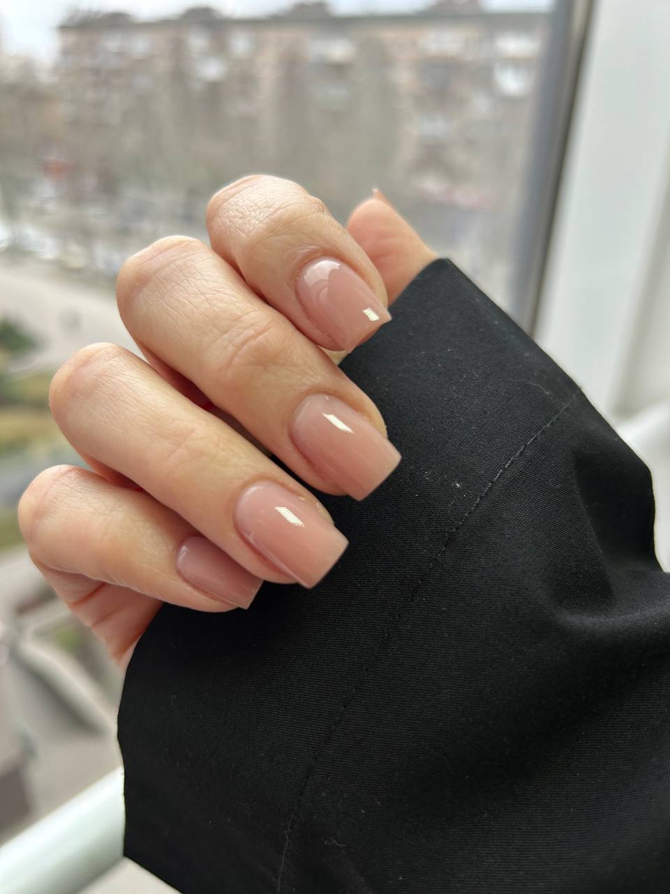 Робота майстра манікюру 7